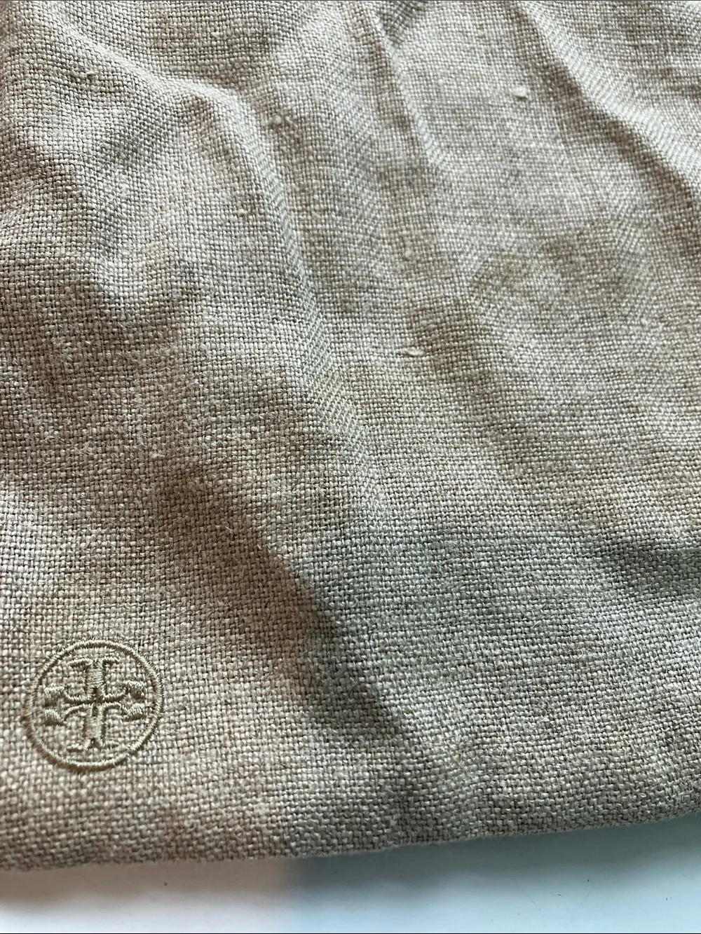 Tory Burch burlap and velvet women’s scarf damaged